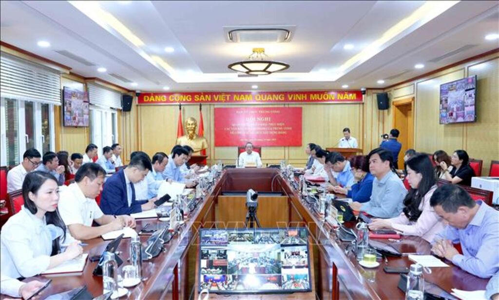 Quán triệt, triển khai các văn bản mới về công tác tổ chức xây dựng Đảng của Trung ương