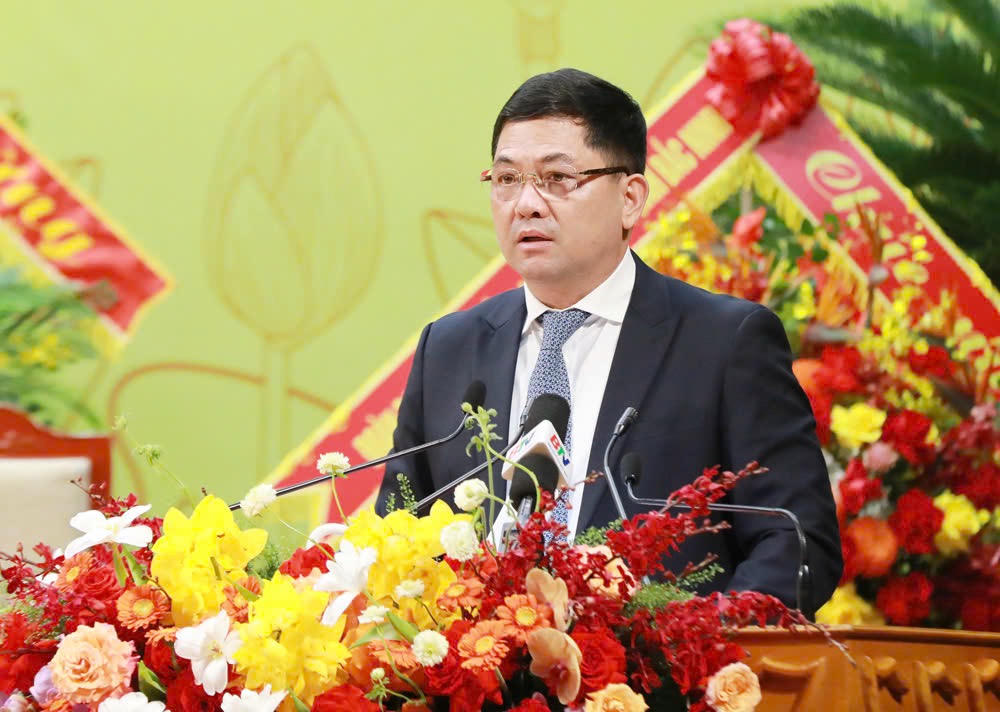 Ủy viên Trung ương Đảng, Bí thư Tỉnh ủy Bắc Ninh Nguyễn Hồng Thái phát biểu Đại hội.