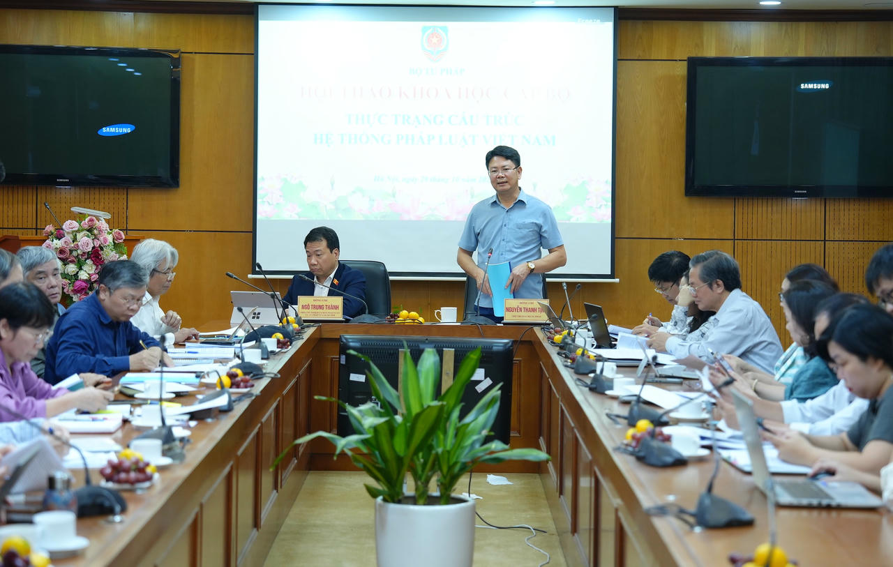 Hoàn thiện cấu trúc hệ thống pháp luật Việt Nam đáp ứng yêu cầu phát triển đất nước trong kỷ nguyên mới