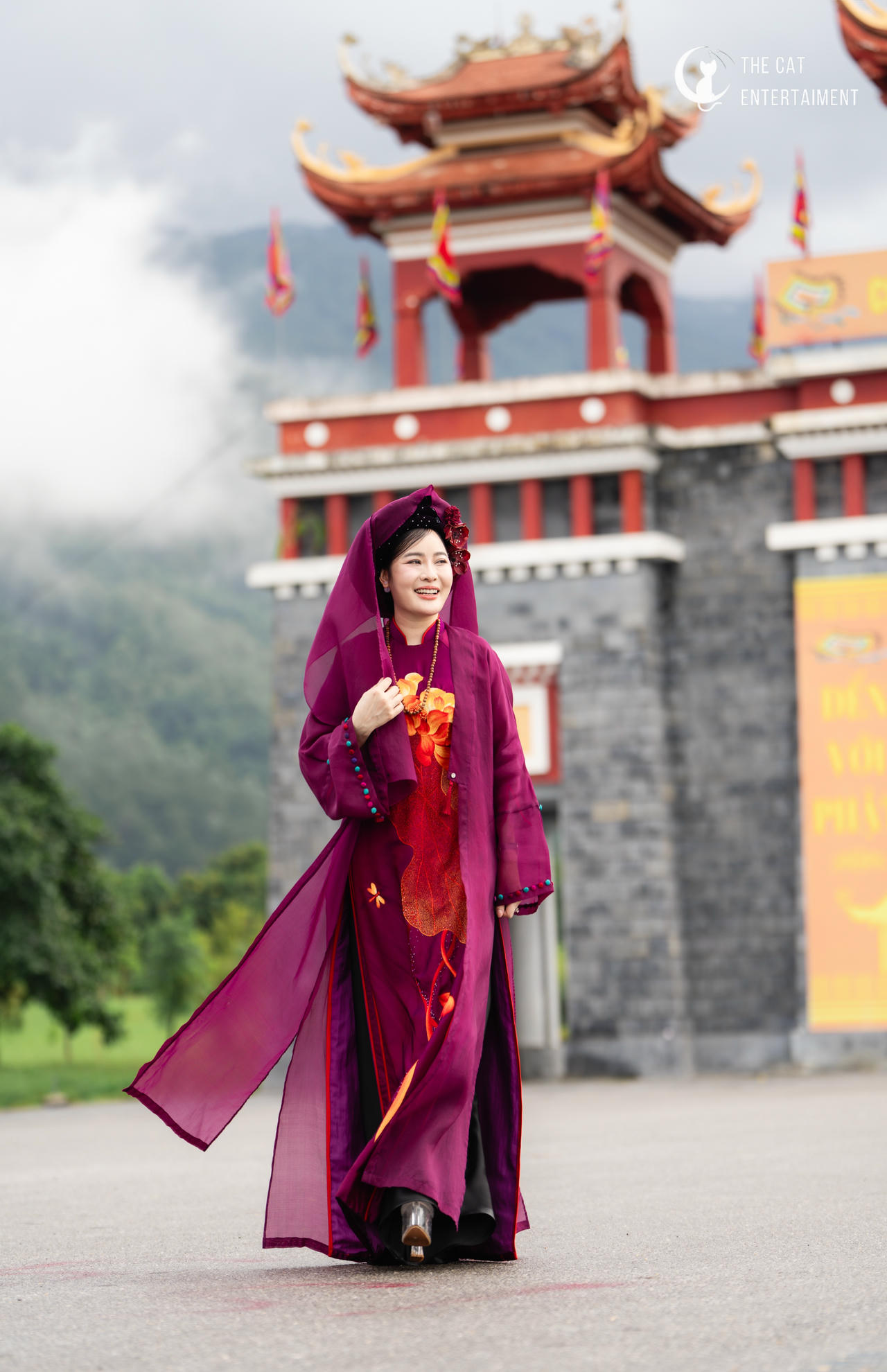 “Hẹn hò Phú Thọ” là cuộc hành trình qua những miền di sản ở đất Tổ (ảnh trong MV).