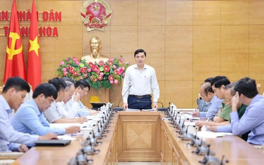 Chủ tịch UBND tỉnh Thanh Hóa Nguyễn Hoài Anh phát biểu chỉ đạo tại hội nghị.