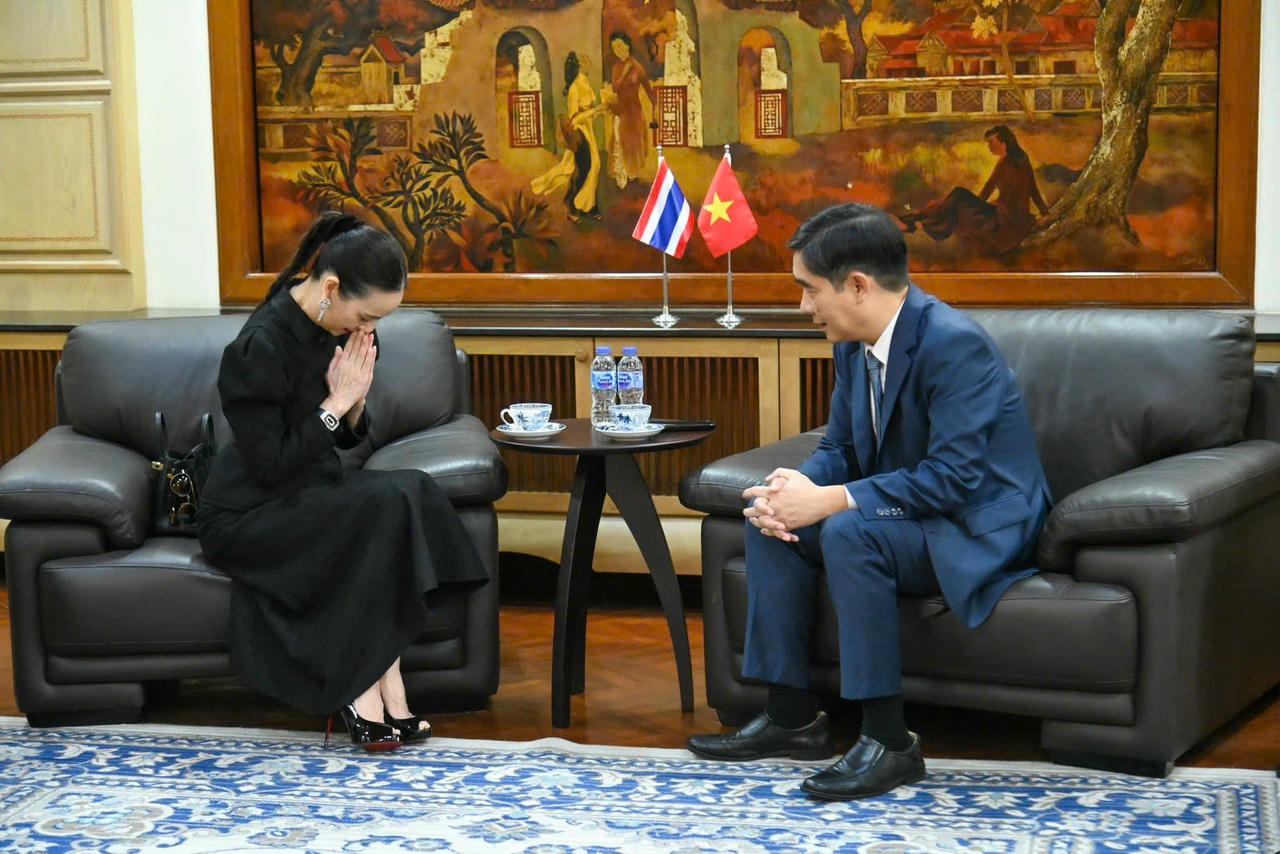 Madam Pang  gặp Đại sứ Việt Nam tại Thái Lan để xin lỗi
