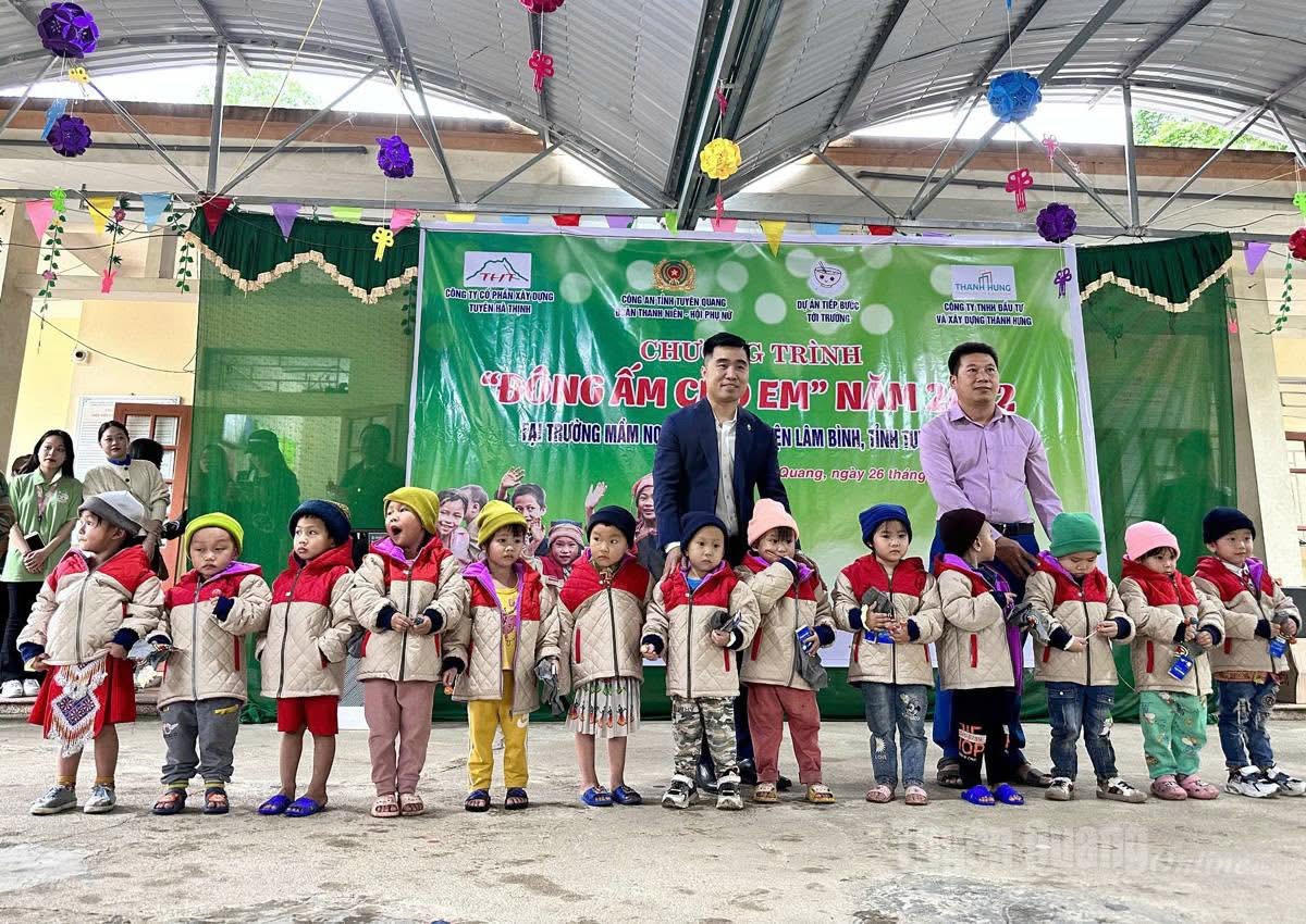 Việc xây dựng trường học tại các xã biên giới cần cơ chế đặc thù, huy động sức mạnh tổng hợp của toàn dân. (Ảnh minh họa)