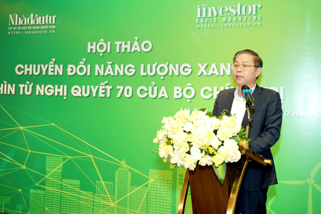 Ông Trần Hoài Trang - Phó Cục trưởng Cục Điện lực (Bộ Công Thương) chia sẻ tại Hội thảo.