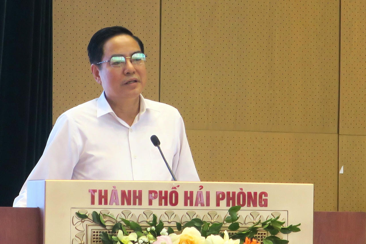 Phó Giám đốc Sở Y tế TP Hải Phòng, ông Phan Huy Thục phát biểu tại Hội nghị.