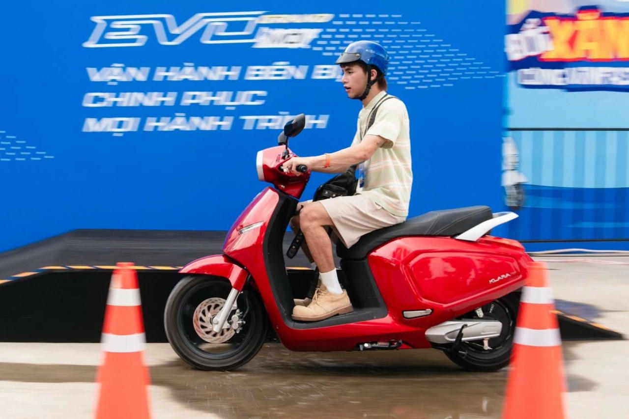 Chốt chọn VinFast Klara Neo, chủ xe Hà Nội khẳng định: ‘Thay đổi phương tiện, thay đổi cả lối sống’