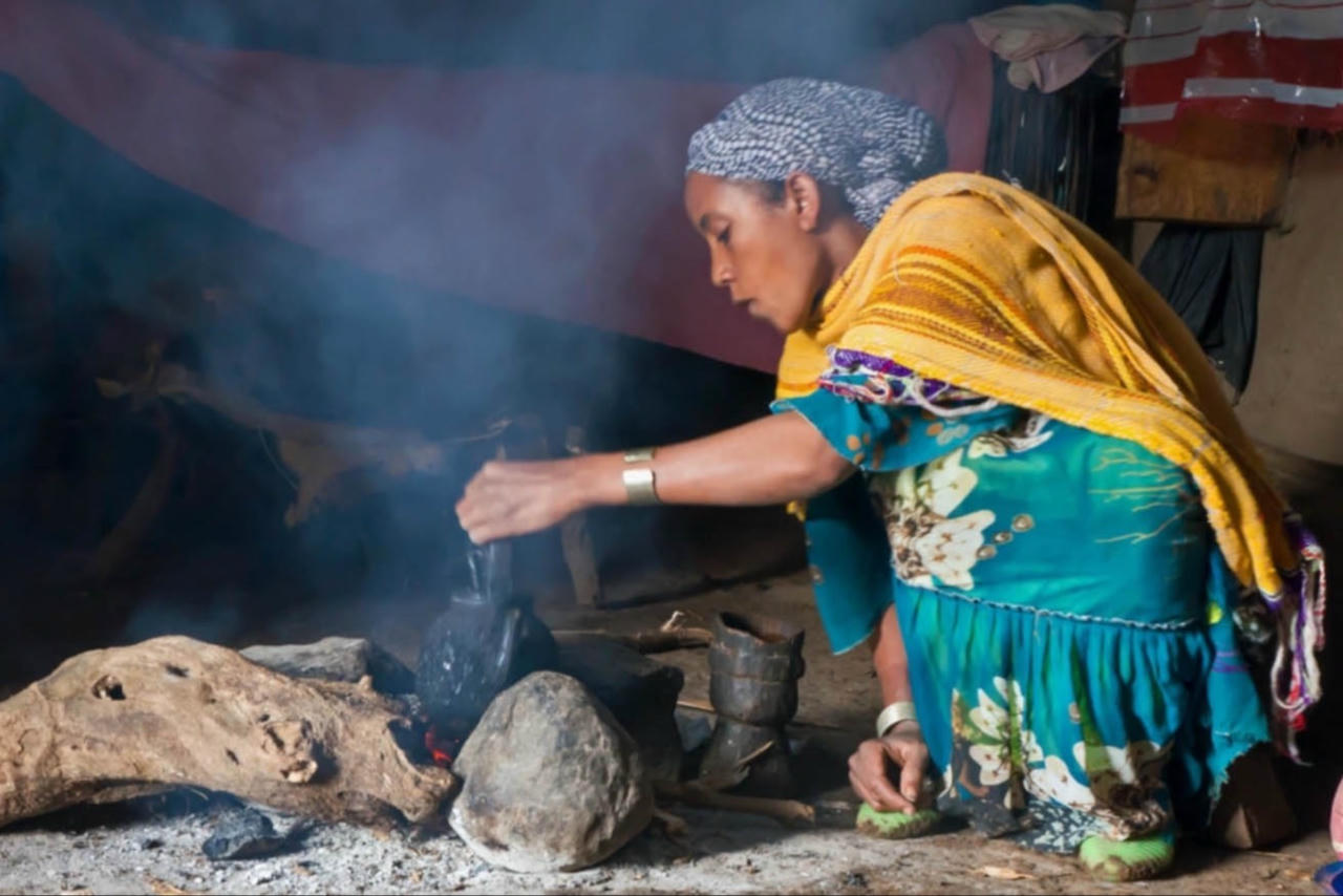 Tiến gần mốc 2030: Các quốc gia tăng tốc xóa nghèo toàn diện