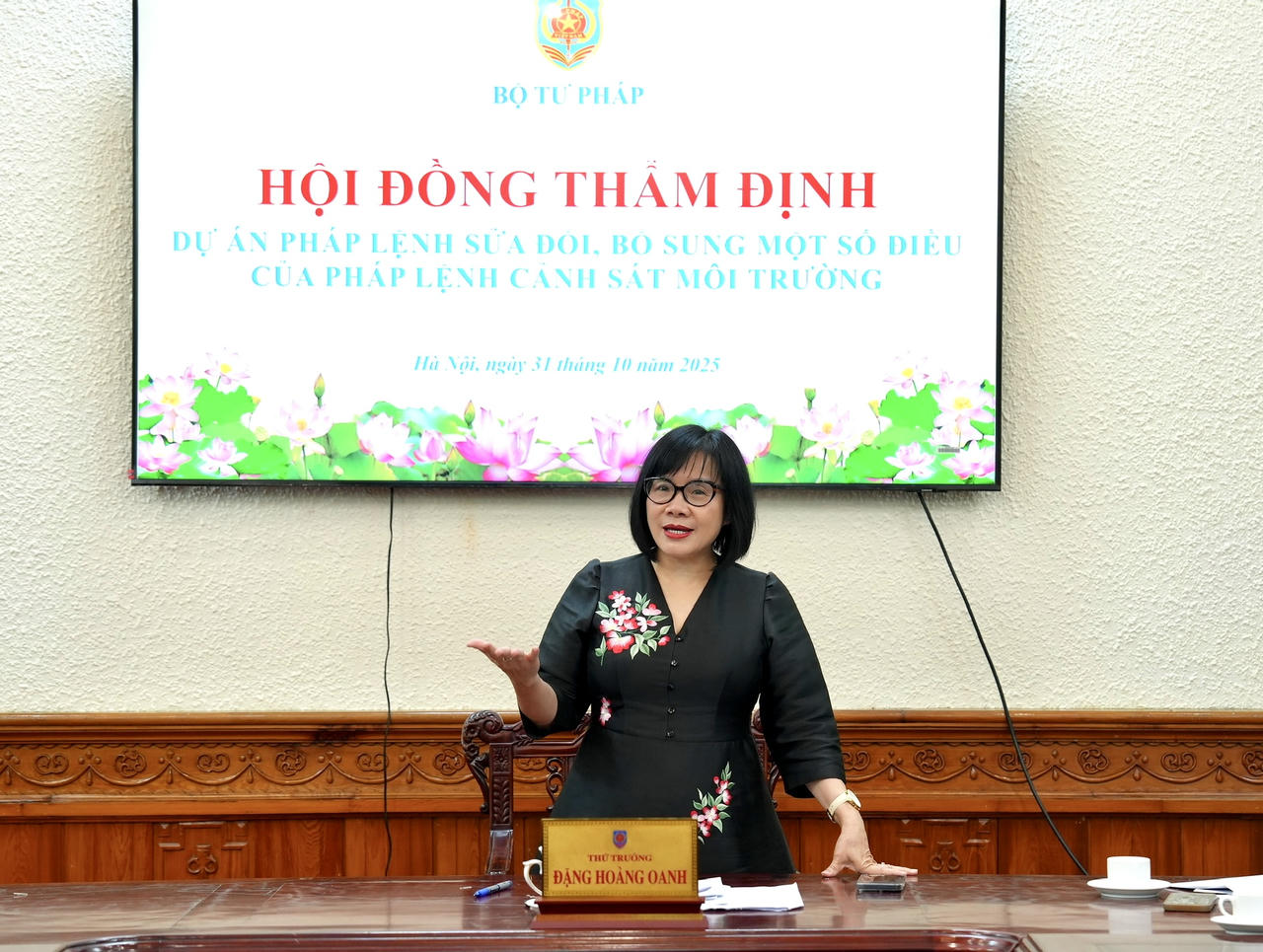 Thứ trưởng Đặng Hoàng Oanh phát biểu kết luận.