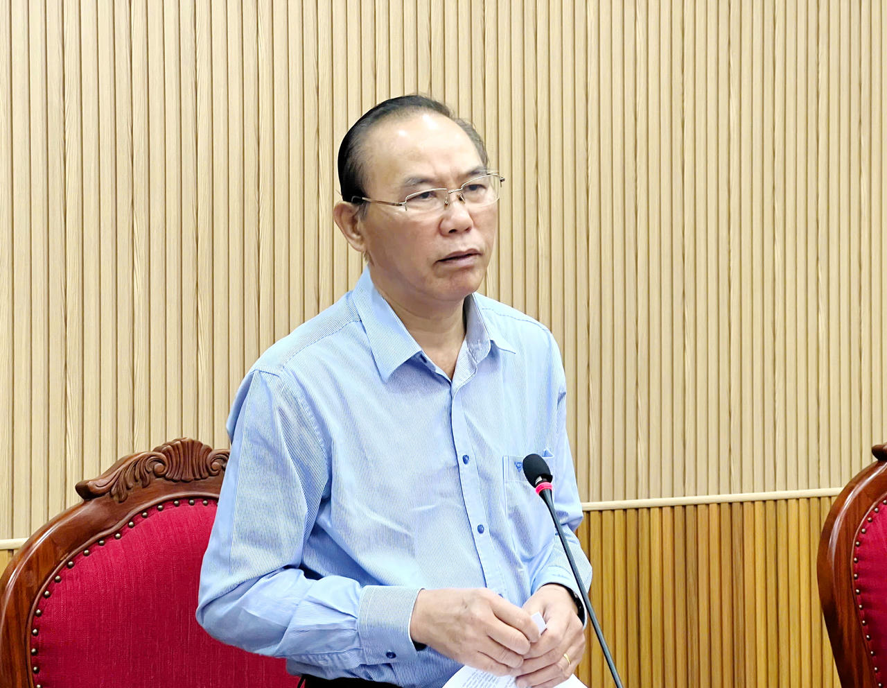 Ông Phùng Đức Tiến đánh giá cao nỗ lực của Cà Mau trong kiểm soát tàu cá, xử lý vi phạm và đẩy mạnh số hóa dữ liệu nghề cá, góp phần thực hiện nghiêm chỉ đạo của Chính phủ và Ban Bí thư.