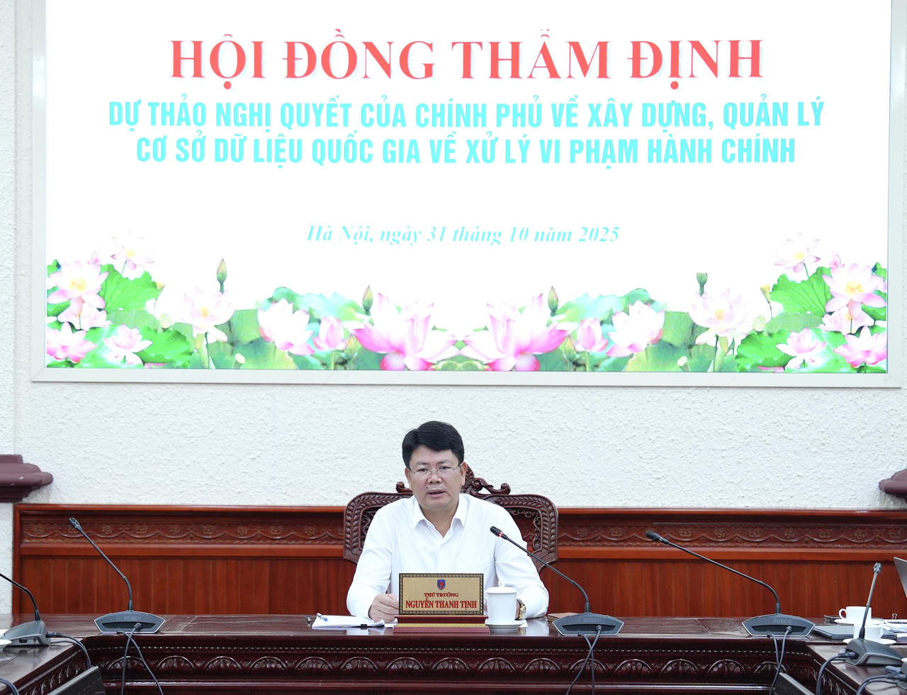Thứ trưởng Bộ Tư pháp Nguyễn Thanh Tịnh phát biểu kết luận