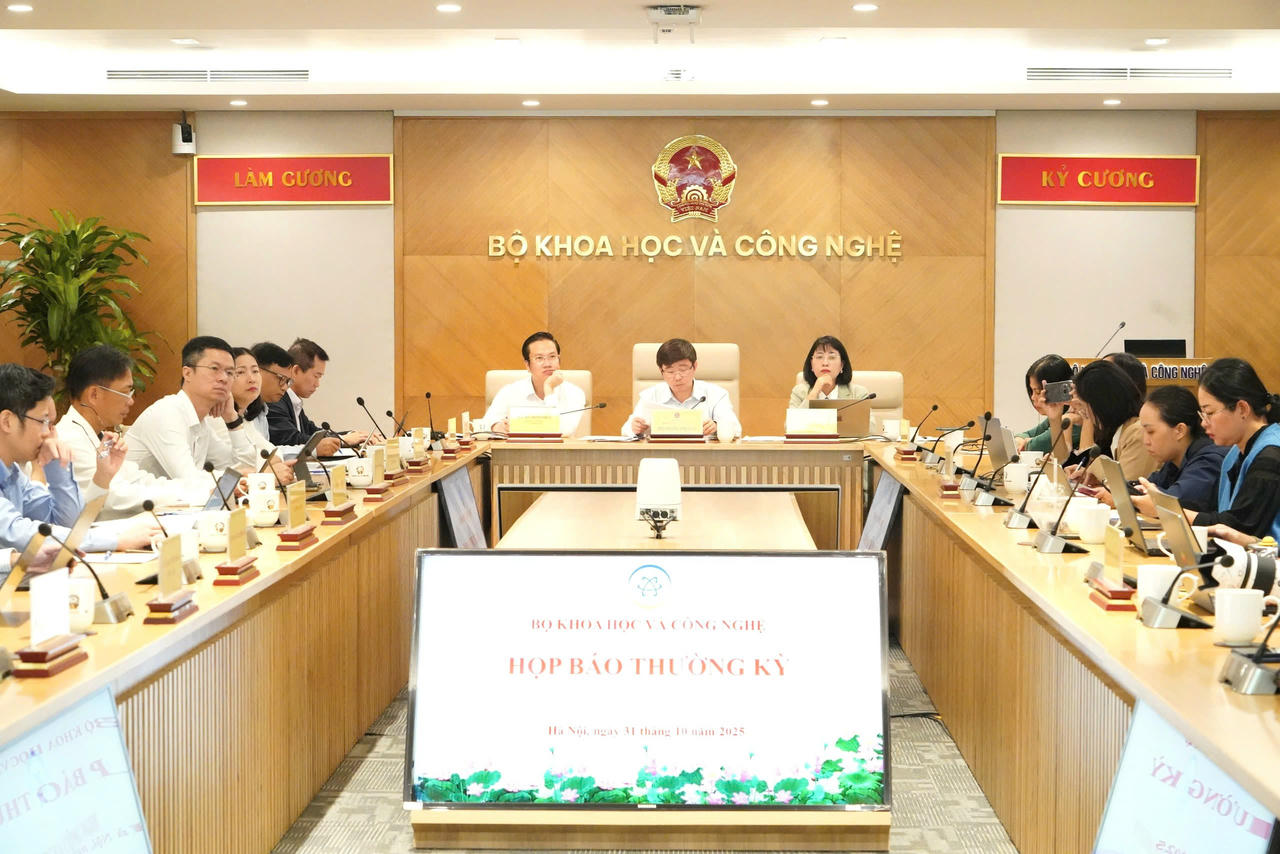 Quang cảnh buổi họp báo (Ảnh: MST)