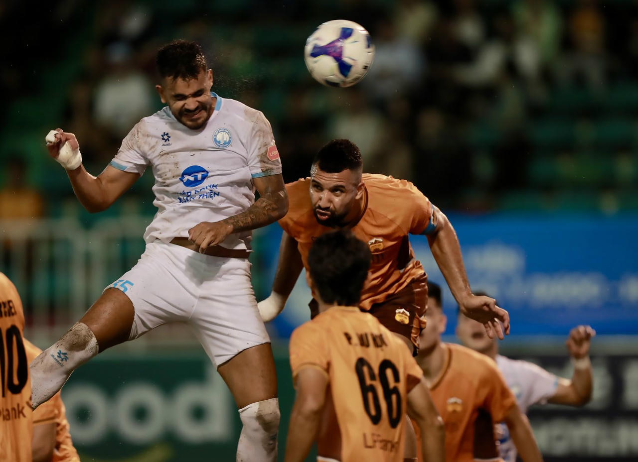 Những ngày mưa rơi của Kewell