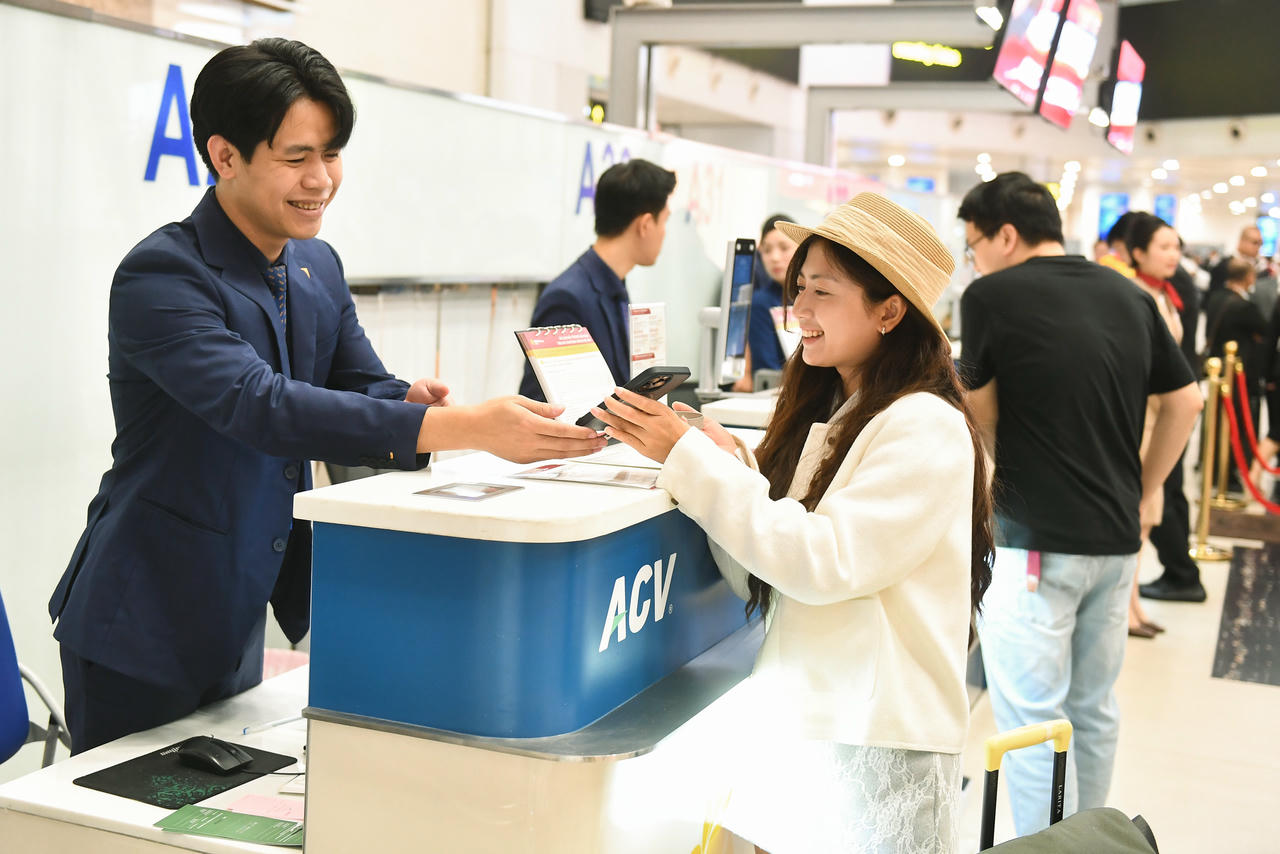 Những hình ảnh chuyến bay đầu tiên của hãng hàng không Sun PhuQuoc Airways