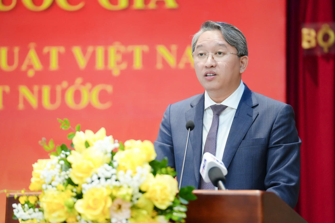 Bộ trưởng Bộ Tư pháp Nguyễn Hải Ninh phát biểu tại Hội thảo.