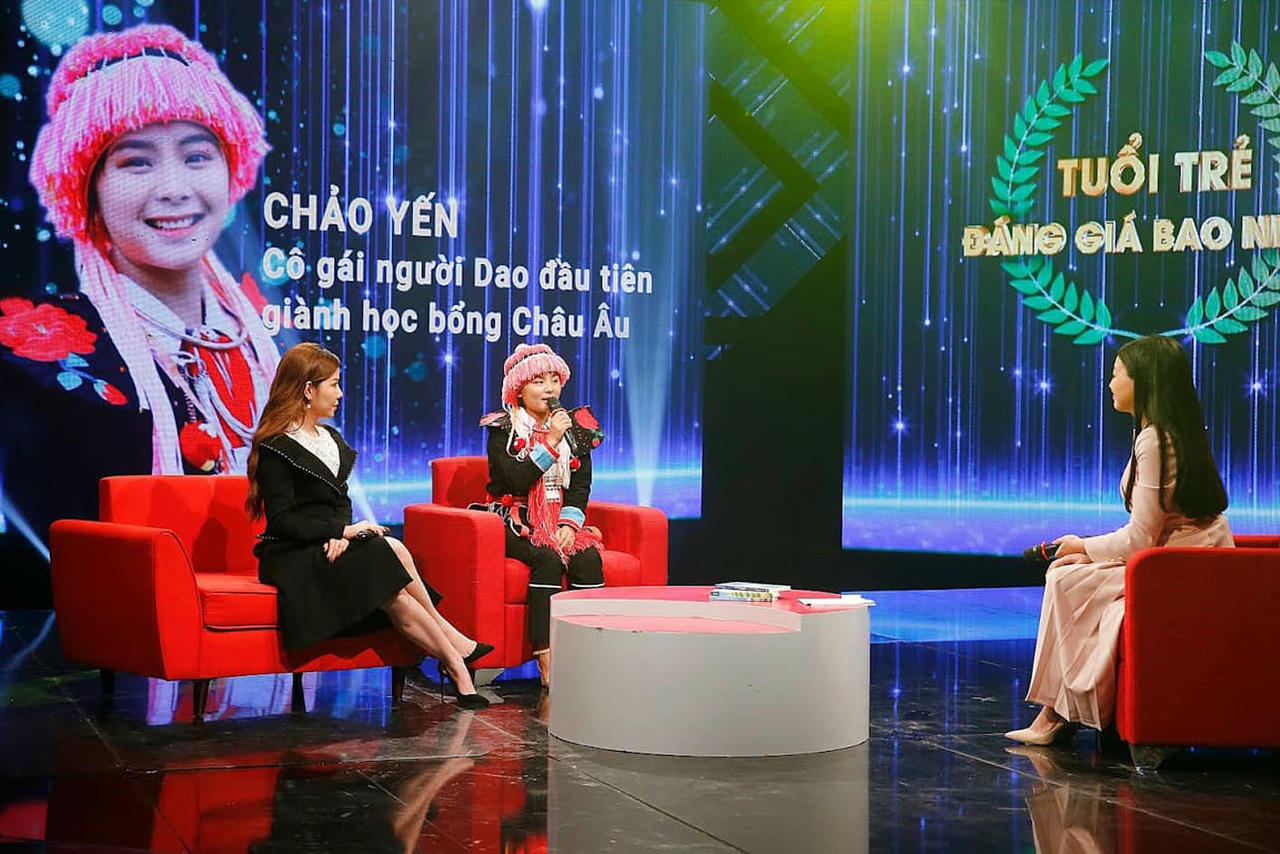 Chuyển đổi số chạm đến từng sân vườn, từng thửa ruộng...