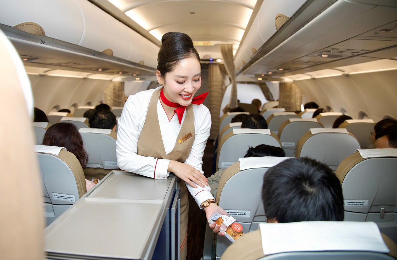 Những hình ảnh chuyến bay đầu tiên của hãng hàng không Sun PhuQuoc Airways