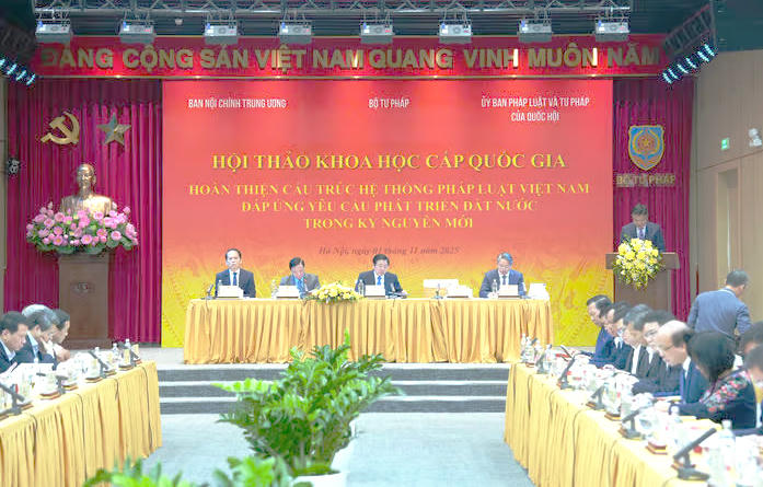 Khai mạc Hội thảo khoa học cấp quốc gia “Hoàn thiện cấu trúc hệ thống pháp luật Việt Nam đáp ứng yêu cầu phát triển đất nước trong kỷ nguyên mới”