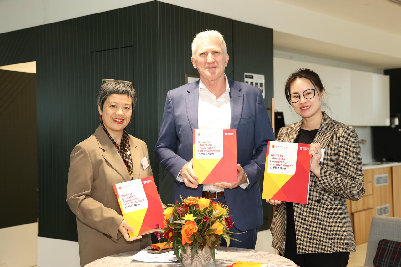 Ra mắt sổ tay Hướng dẫn hợp tác và đầu tư giáo dục tại Việt Nam