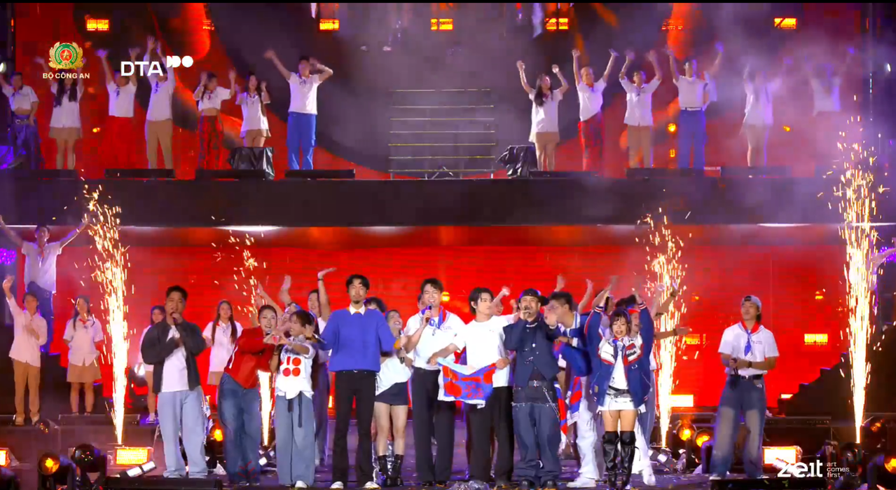 Đen Vâu trình diễn tại Gala âm nhạc