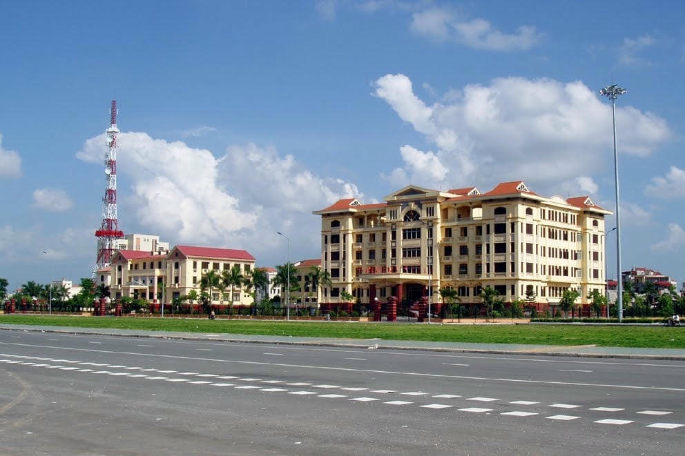 Hưng Yên tăng cường cán bộ cấp tỉnh về cơ sở, nâng cao hiệu quả quản lý ở cấp xã
