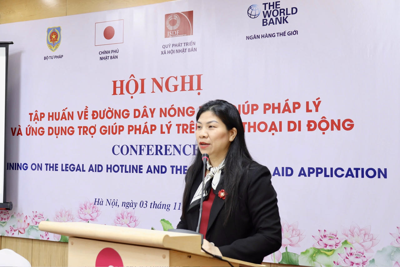 Phó Cục trưởng Cục PBGDPL&TGPL Tô Thị Thu Hà phát biểu khai mạc.