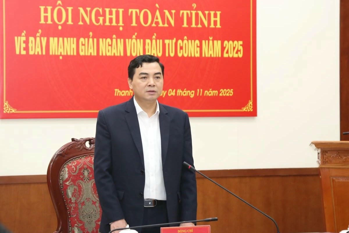 Chủ tịch UBND tỉnh Thanh Hóa Nguyễn Hoài Anh yêu cầu dồn toàn lực để giải ngân vốn đầu tư công trong 2 tháng cuối năm.