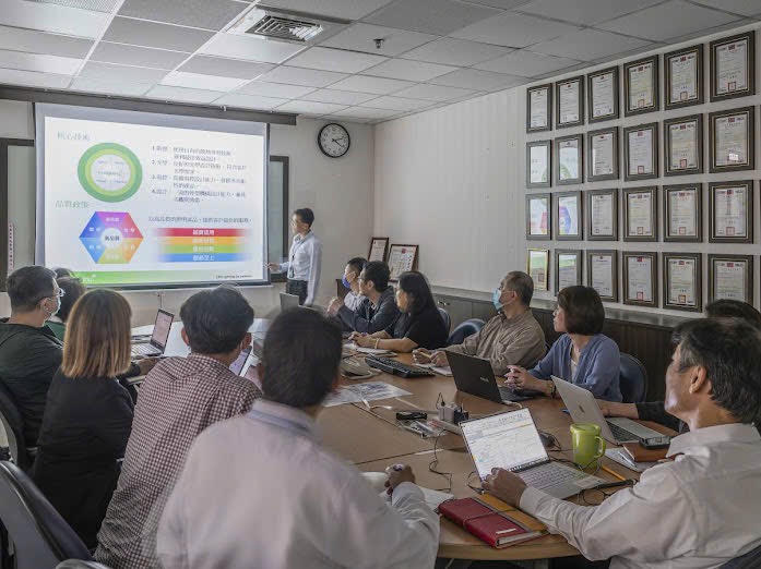 Ecolighting thắp sáng tương lai 'xanh' hơn