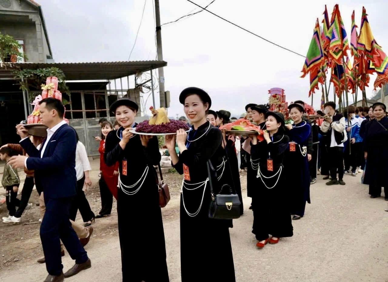 Địa phương có nhiều lễ hội truyền thống đặc sắc. (Ảnh: Lê Hanh)