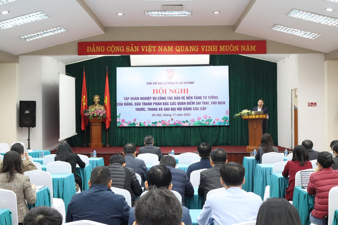 Tập huấn nghiệp vụ công tác bảo vệ nền tảng tư tưởng của Đảng
