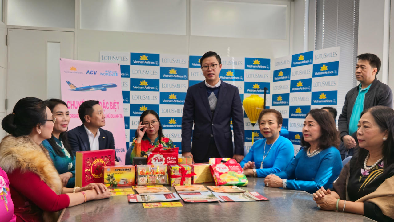 Ông Đỗ Đông Hưng phát biểu tại buổi làm việc.. 