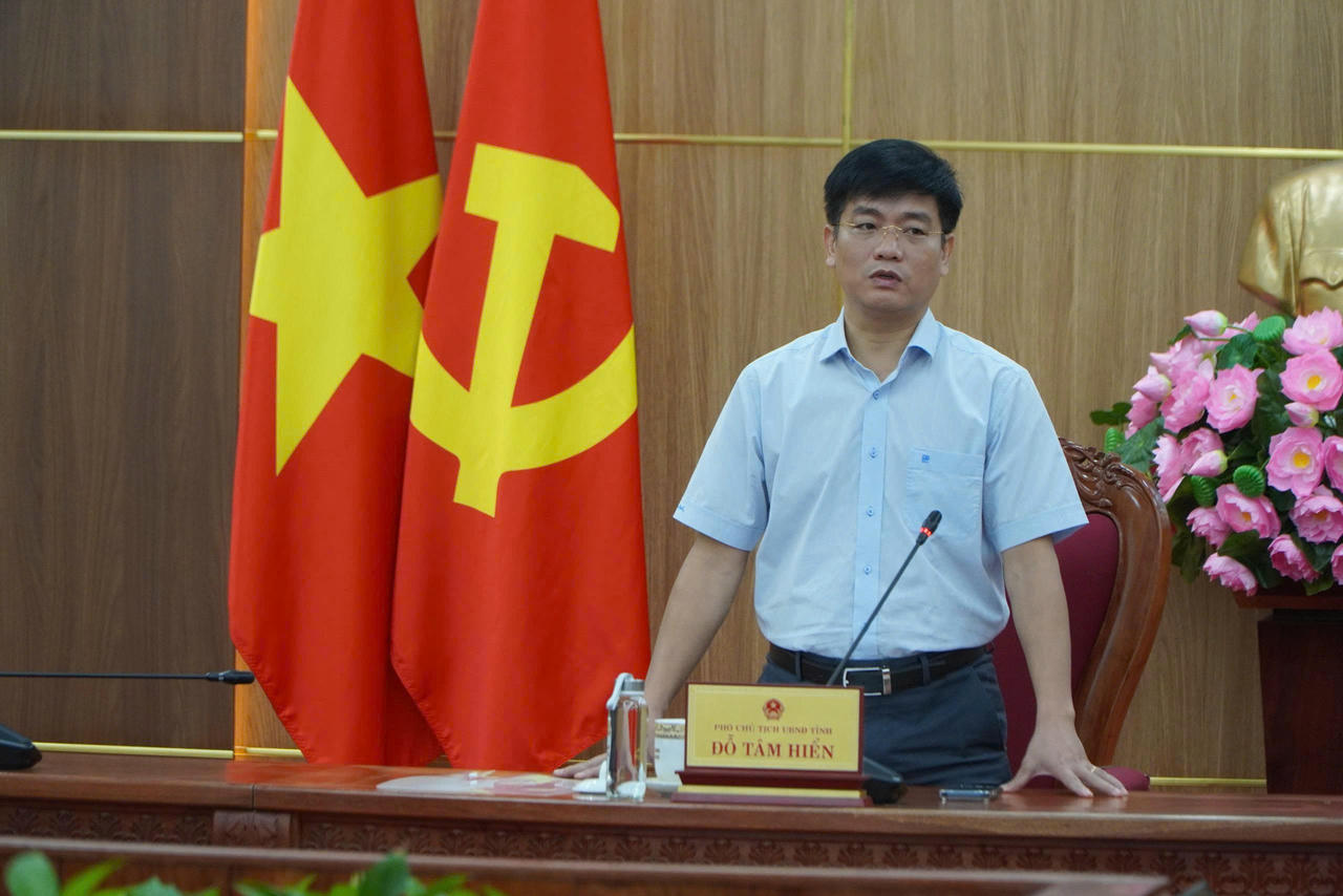Phó Chủ tịch UBND tỉnh Quảng Ngãi Đỗ Tâm Hiển phát biểu tại cuộc họp.&nbsp;