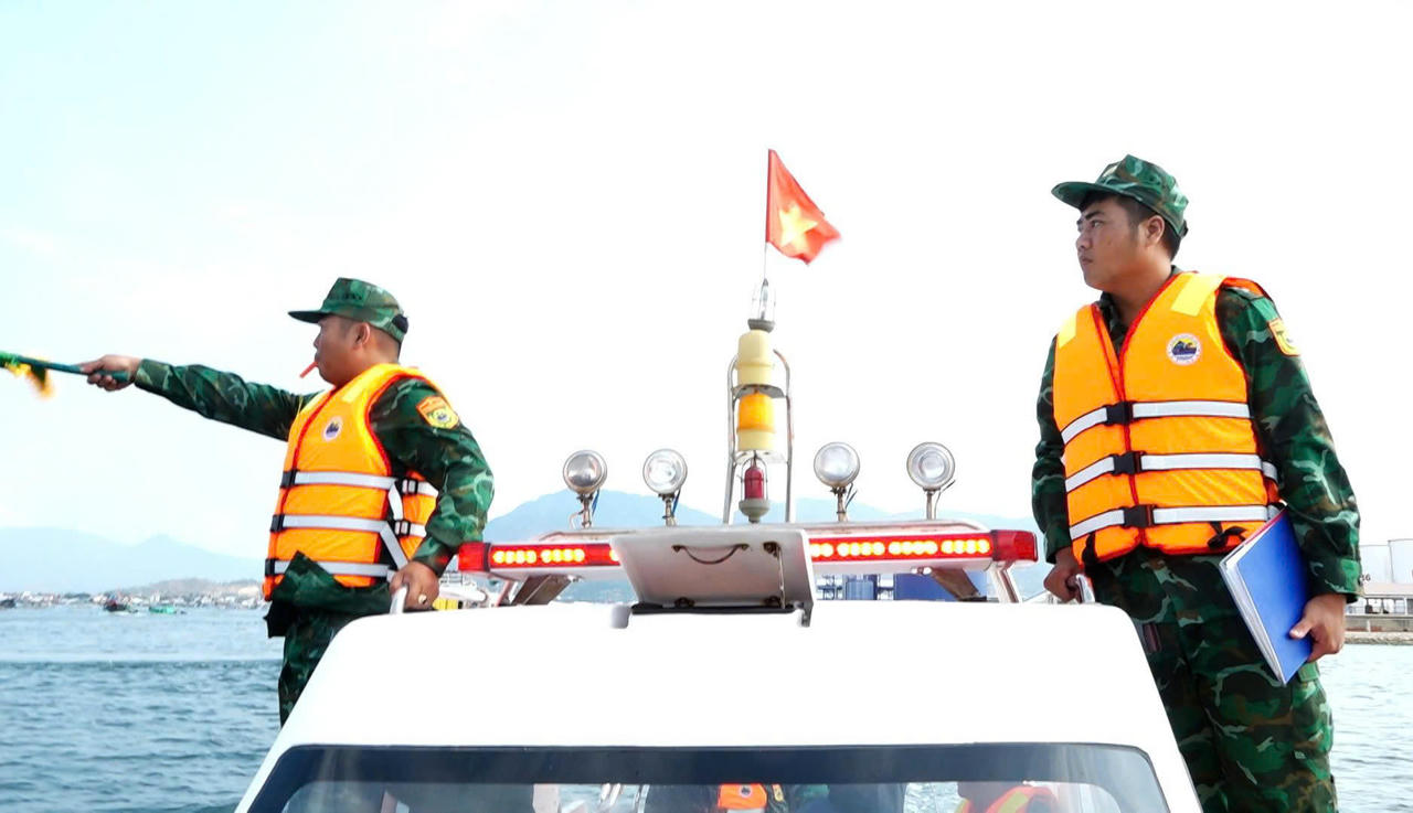 Khánh Hòa: Lực lượng biên phòng vào vị trí, chủ động bảo vệ dân trước bão số 13