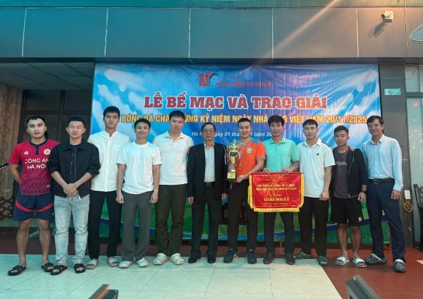 Học viện Tư pháp tổ chức chuỗi hoạt động sôi nổi, thắt chặt đoàn kết hướng tới Ngày Nhà giáo và Ngày Pháp luật Việt Nam