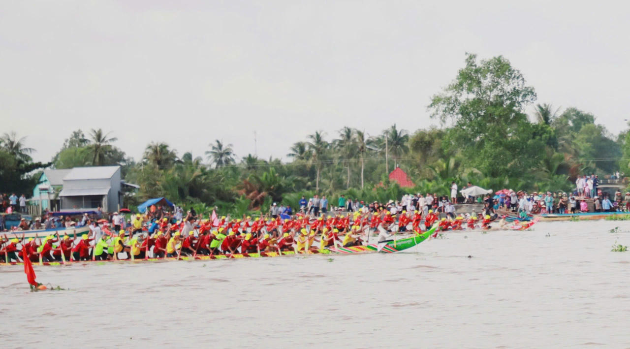 An Giang tưng bừng khai mạc Ngày hội Văn hóa, Thể thao và Du lịch đồng bào Khmer năm 2025