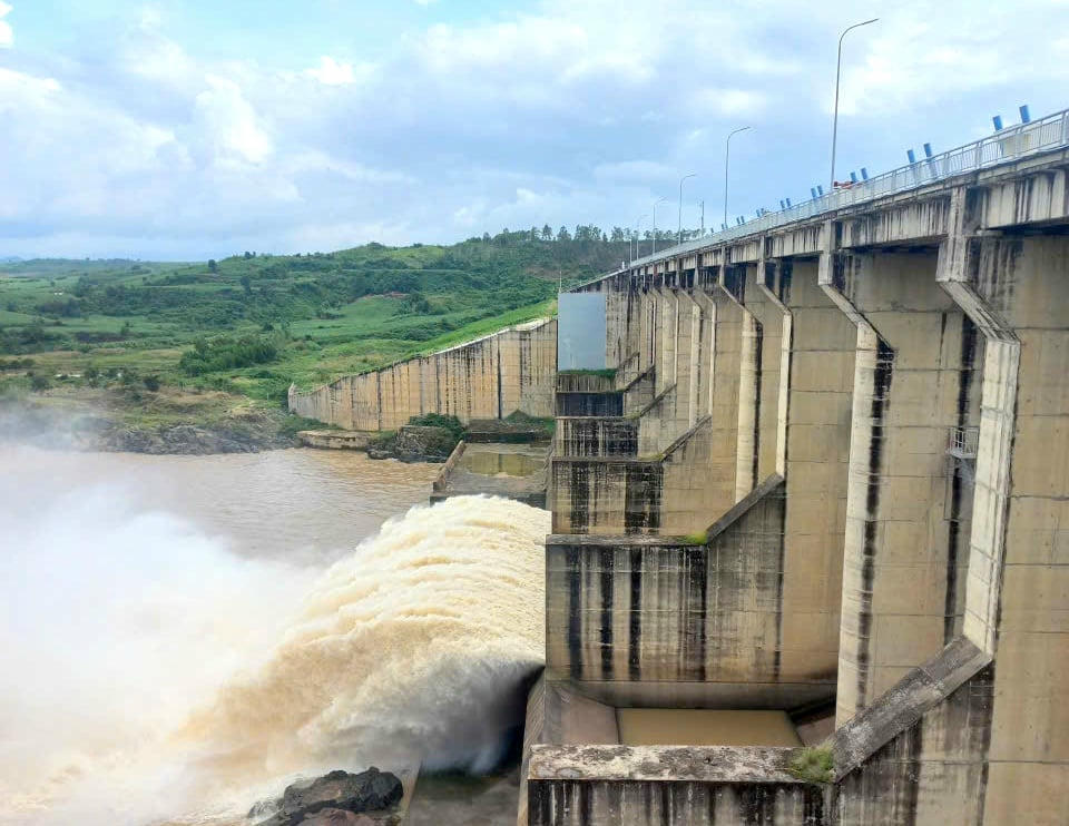 Các hồ chứa ở Đắk Lắk hạ dần mực nước để phòng chống bão số 13