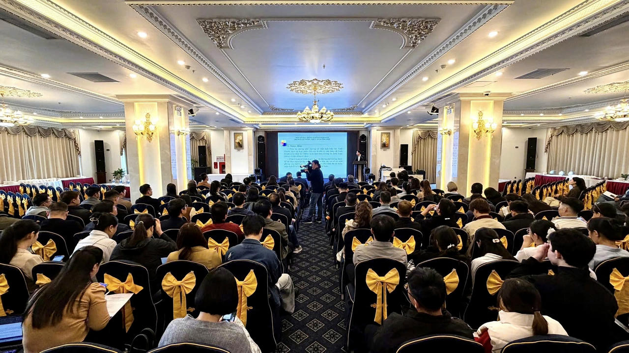 Tập huấn nâng cao chất lượng Foodtour Hải Phòng
