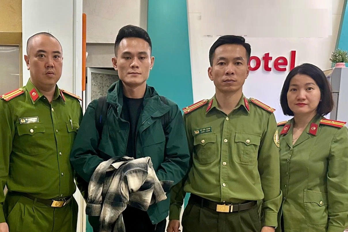 Bắt giữ đối tượng truy nã người Trung Quốc trốn ở Hà Nội 