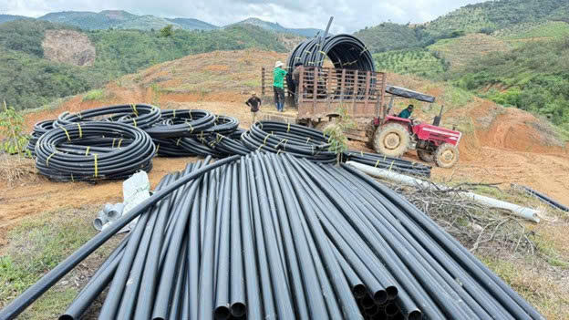 Ống Ströman HDPE hiện đang là giải pháp dẫn nước cho hàng nghìn trang trại trên toàn quốc