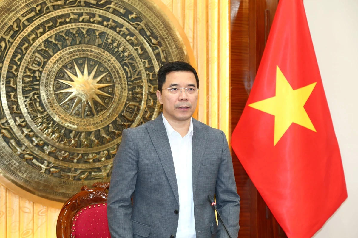 Phó Bí thư Thường trực Tỉnh ủy&nbsp; Thanh Hóa Nguyễn Hồng Phong yêu cầu phải "phủ xanh" không gian mạng bằng thông tin tích cực.