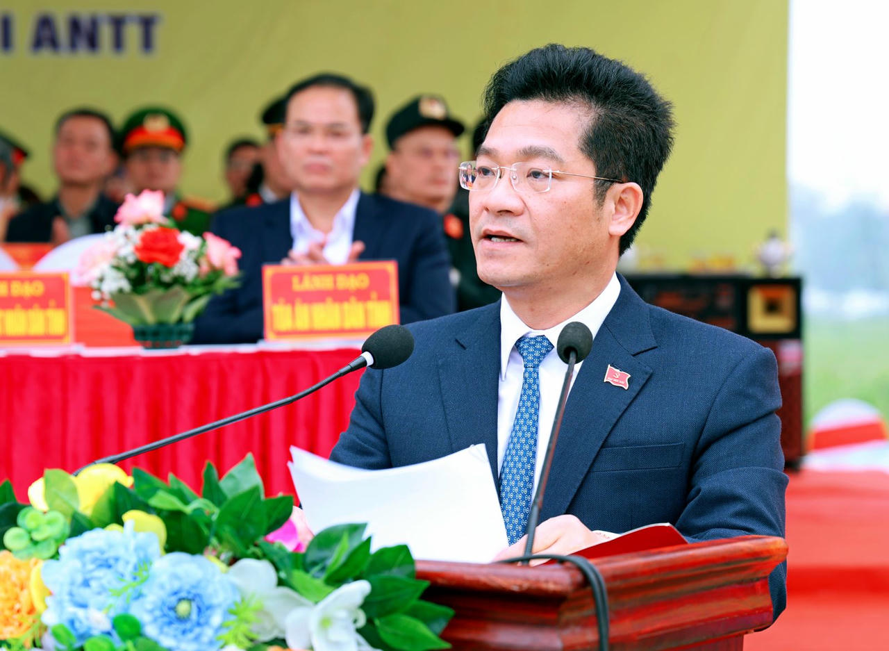 Phó Chủ tịch UBND tỉnh Trần Anh Dũng phát biểu tại buổi diễn tập.