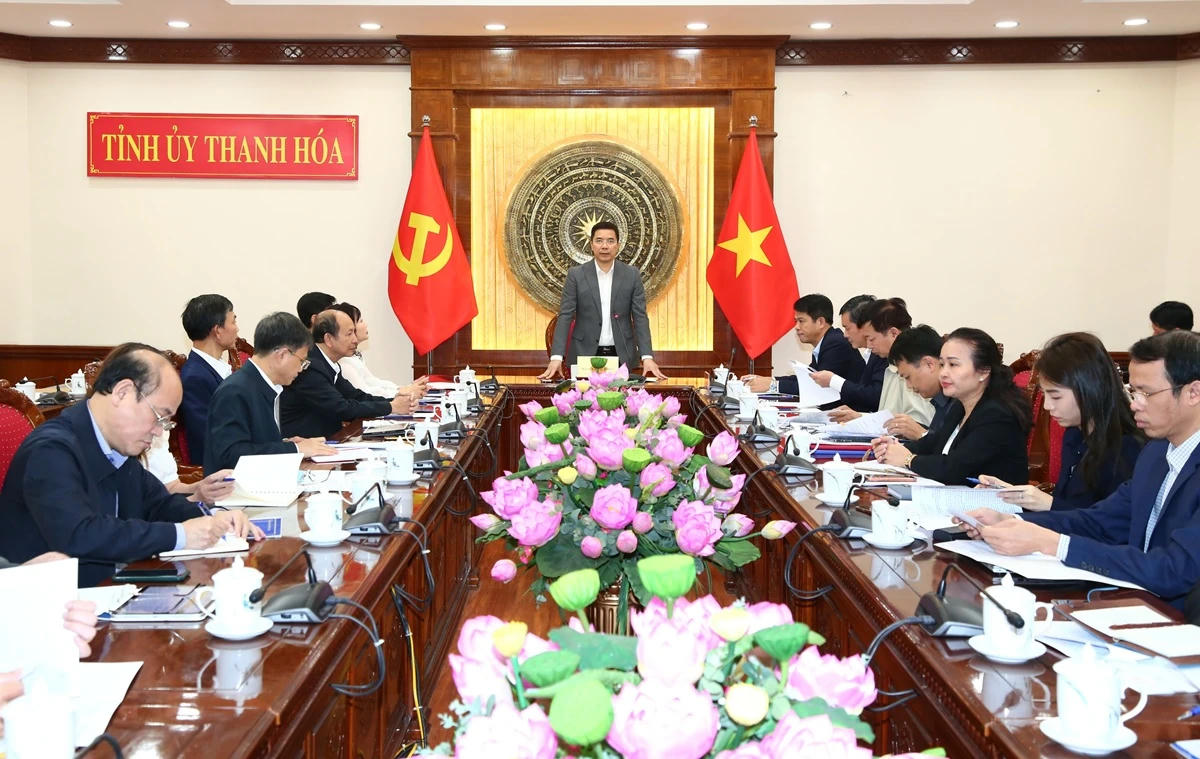 Bảo vệ nền tảng tư tưởng của Đảng, đấu tranh phản bác các quan điểm sai trái, thù địch là nhiệm vụ có tính chất lâu dài, thường xuyên, đòi hỏi sự nỗ lực, trách nhiệm của mỗi cán bộ, đảng viên.