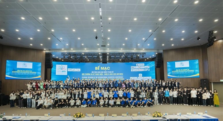 Bế mạc Hội thảo (EEE-AM 2025): Mở ra nhiều kỳ vọng phát triển cho ngành điện Việt Nam và quốc tế