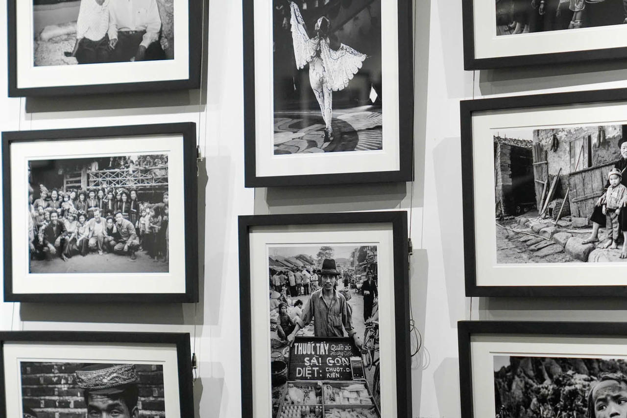 &nbsp;Triển lãm “Tiếp nối: Việt Nam” tại Trung tâm Thông tin Văn hóa Hồ Gươm.
(Ảnh trong bài: BTC)