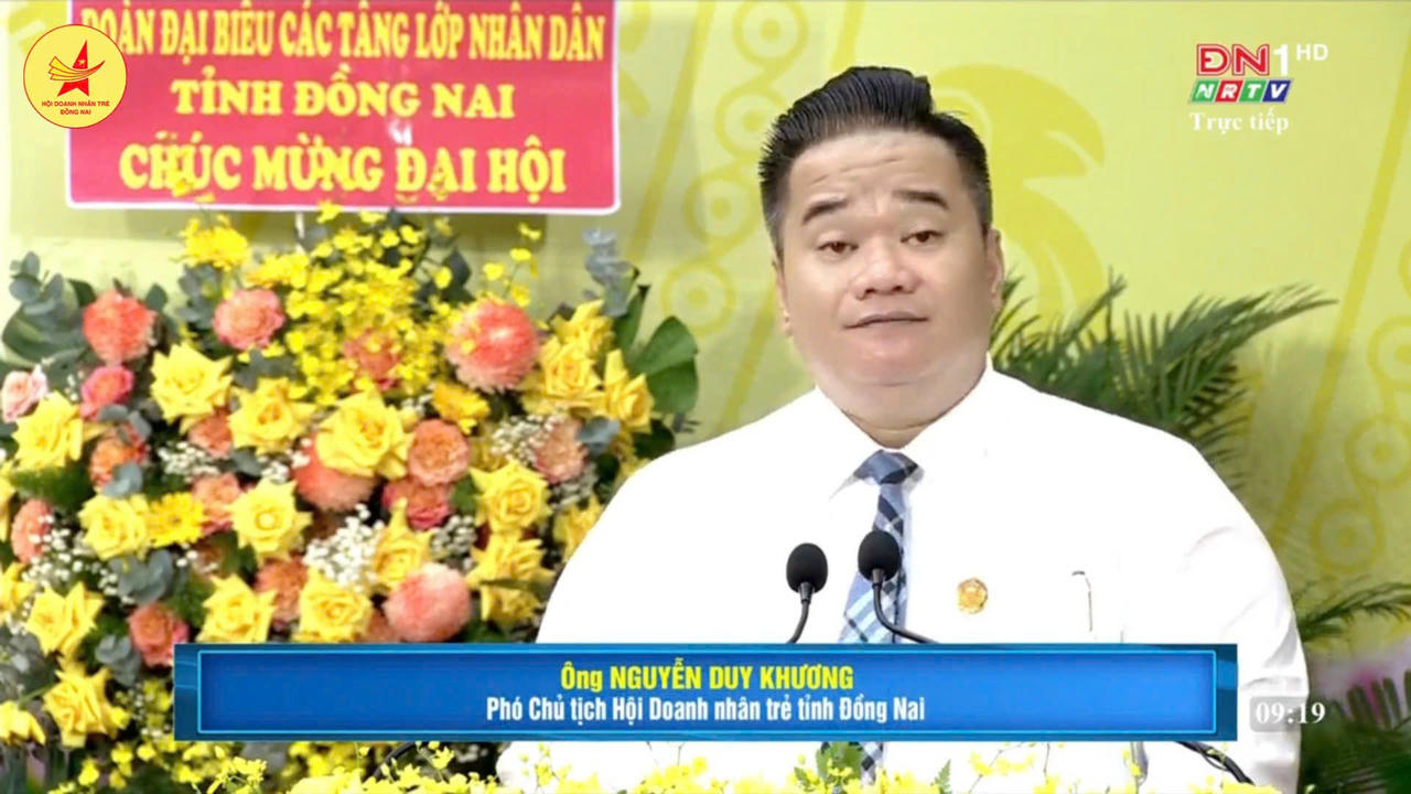 Phó Chủ tịch Hội Doanh nhân trẻ Đồng Nai Nguyễn Duy Khương trình bày tham luận.