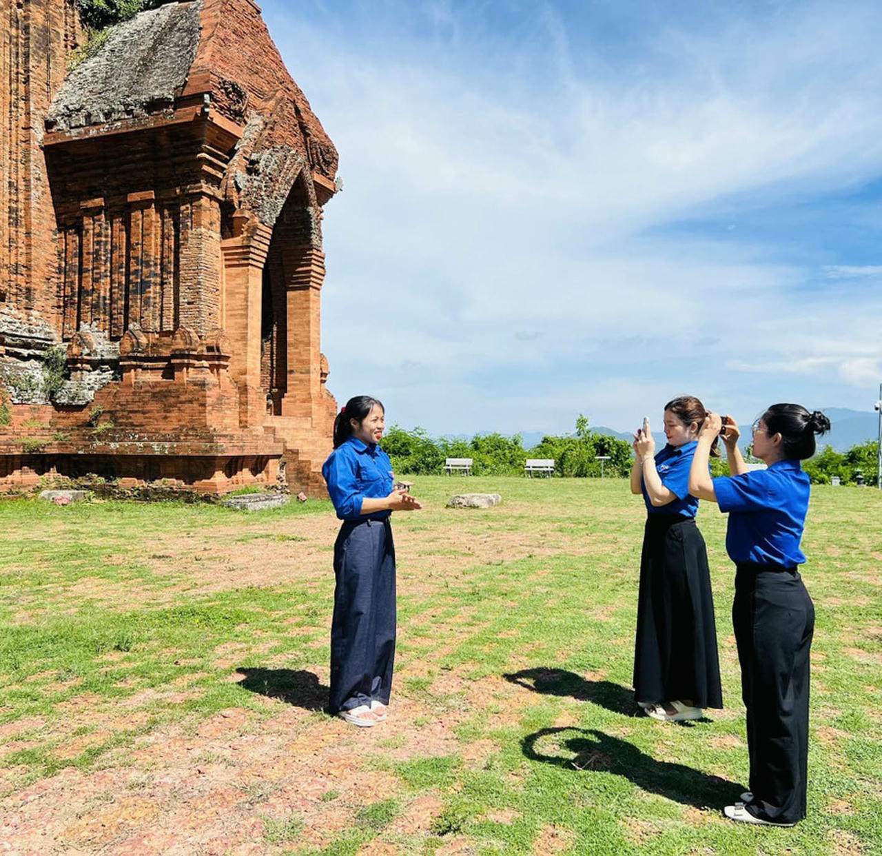 &nbsp;Tự hào Tuy Phước Bắc - Mỗi tuần một vẻ đẹp” là chương trình đang được Ðoàn xã Tuy Phước Bắc (tỉnh Gia Lai) triển khai, 
nhằm quảng bá truyền thống văn hóa - lịch sử gắn với phát triển 
du lịch địa phương. (Nguồn: M.N)