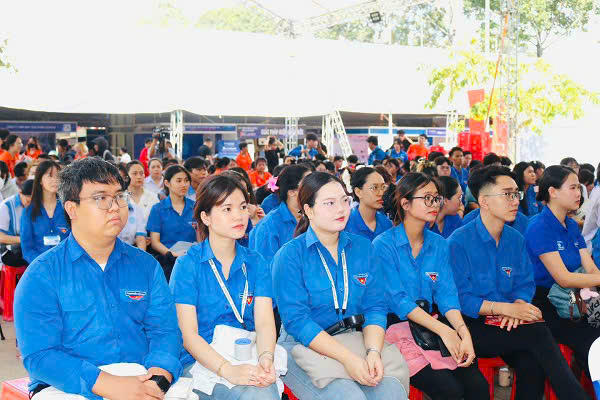 Nâng tầm nguồn nhân lực được xác định là đầu tư cho tương lai bền vững của Đồng Nai.