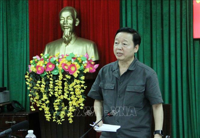 Phó Thủ tướng Chính phủ Trần Hồng Hà phát biểu kết luận buổi làm việc.