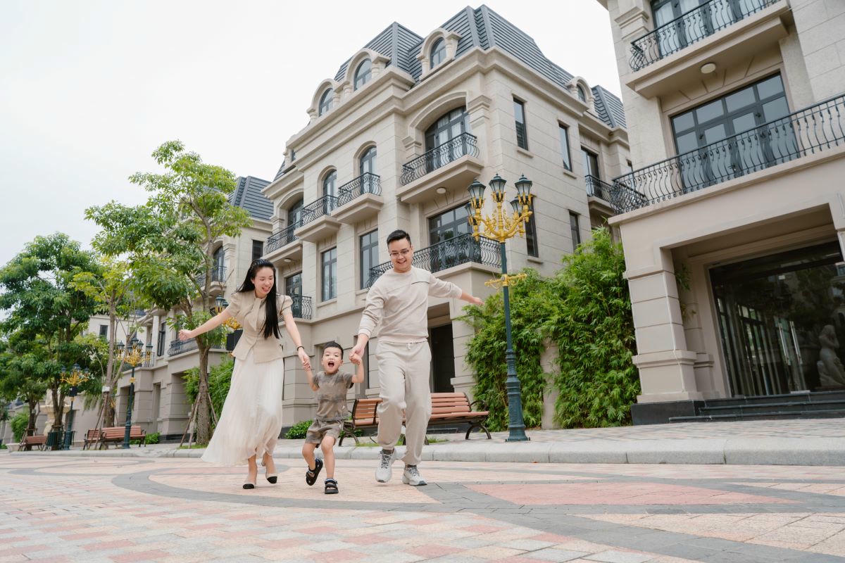 Bizhome tại Ocean City là sản phẩm thu hút sự chú ý của thị trường bất động sản phía Đông Thủ đô với quy hoạch đồng bộ, hệ tiện ích 5 sao và đặc biệt hưởng trọn hạ tầng tỷ đô 