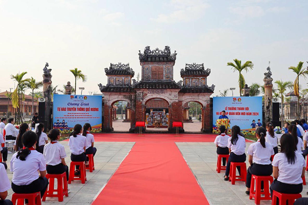 Yêu di tích văn hóa - lịch sử theo cách của người trẻ