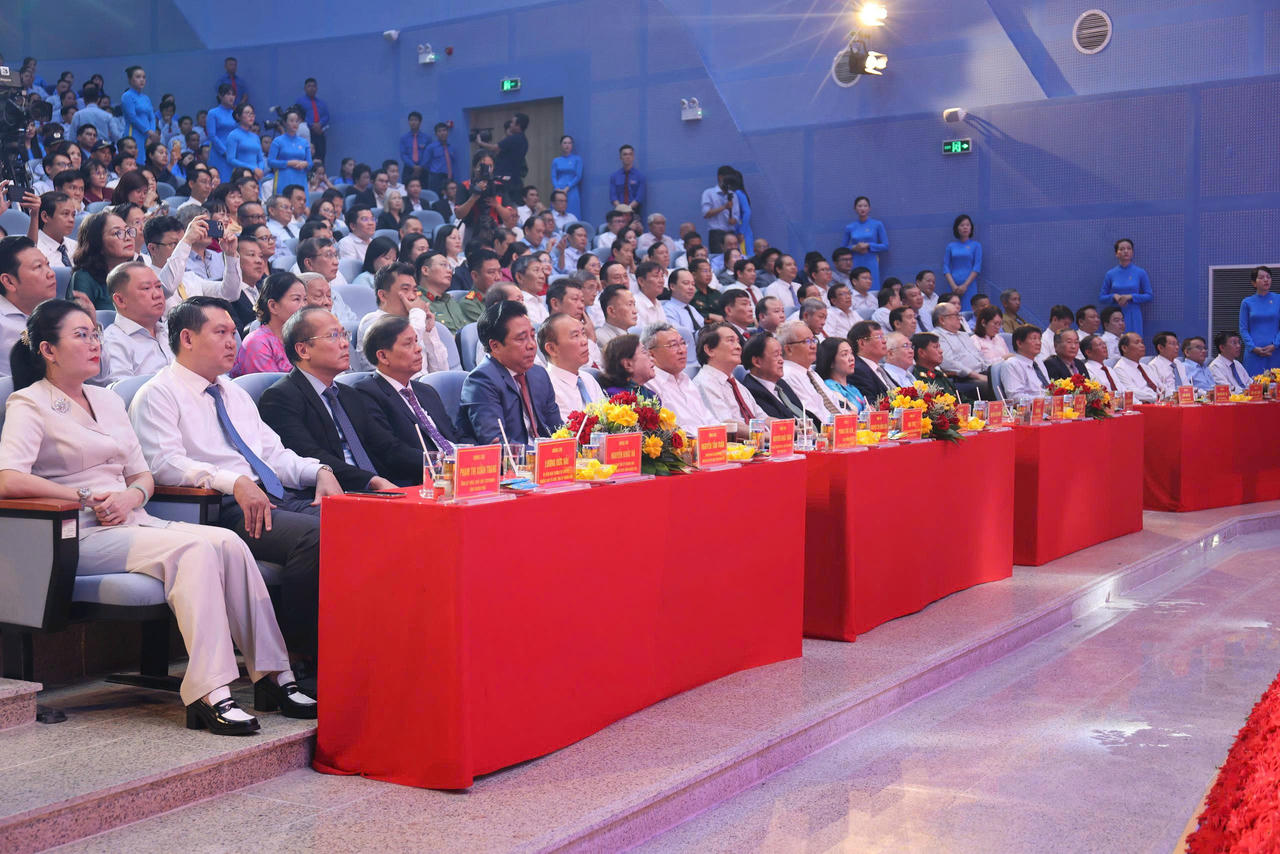 Công ty Yến sào Khánh Hòa kỷ niệm 35 năm ngày thành lập